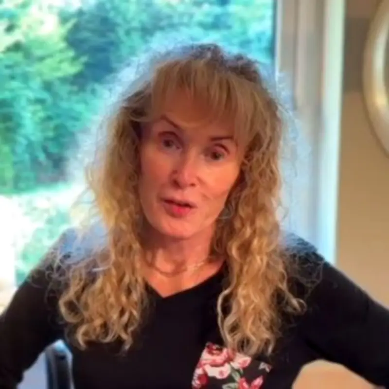 Corrie's Beverley Callard Faces Setback with Suspected Blood Clot Amid Cancer Treatment