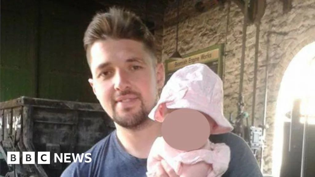 Sister of Man Who Died in Turkey Airport Fall Calls for Better Mental Health Support