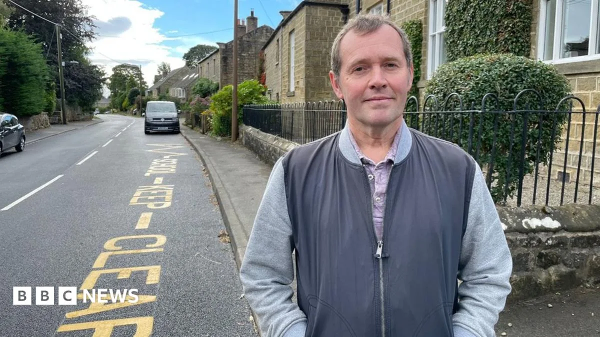 Council Paints School Keep Clear Lines at Closed Site After 18 Years