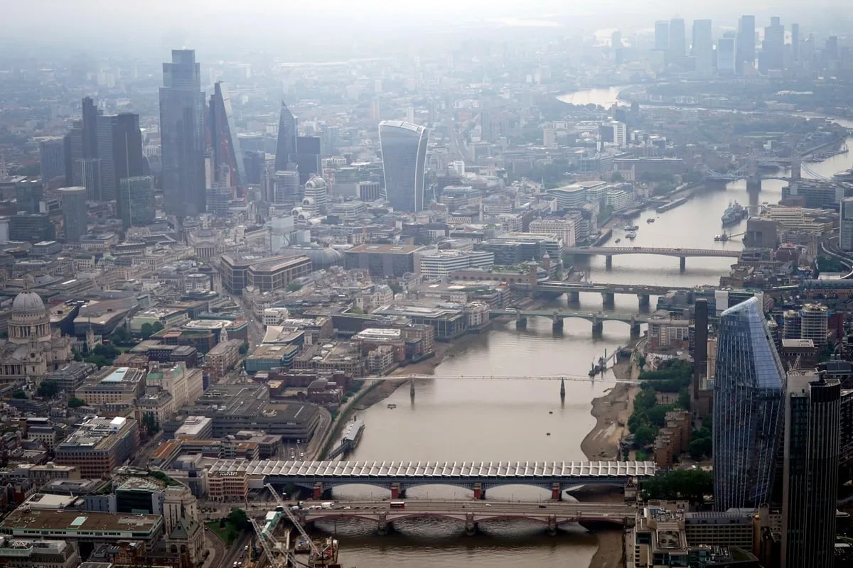 Over 200 London Council Staff Out-Earn Prime Minister