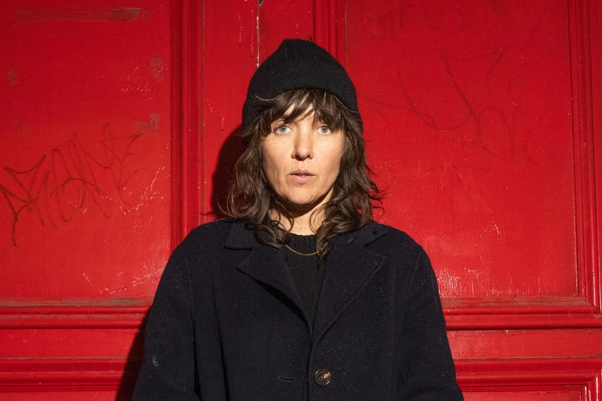 Courtney Barnett Overcomes Writer's Block with Help from a Praying Mantis