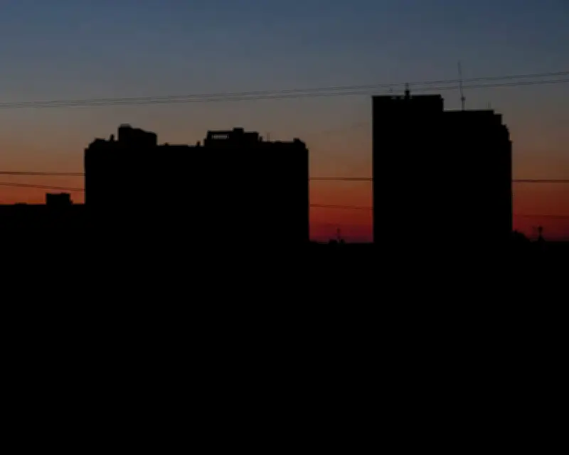 Crimea Declares Emergency as Ukraine Intensifies Attacks; POW Swap Announced