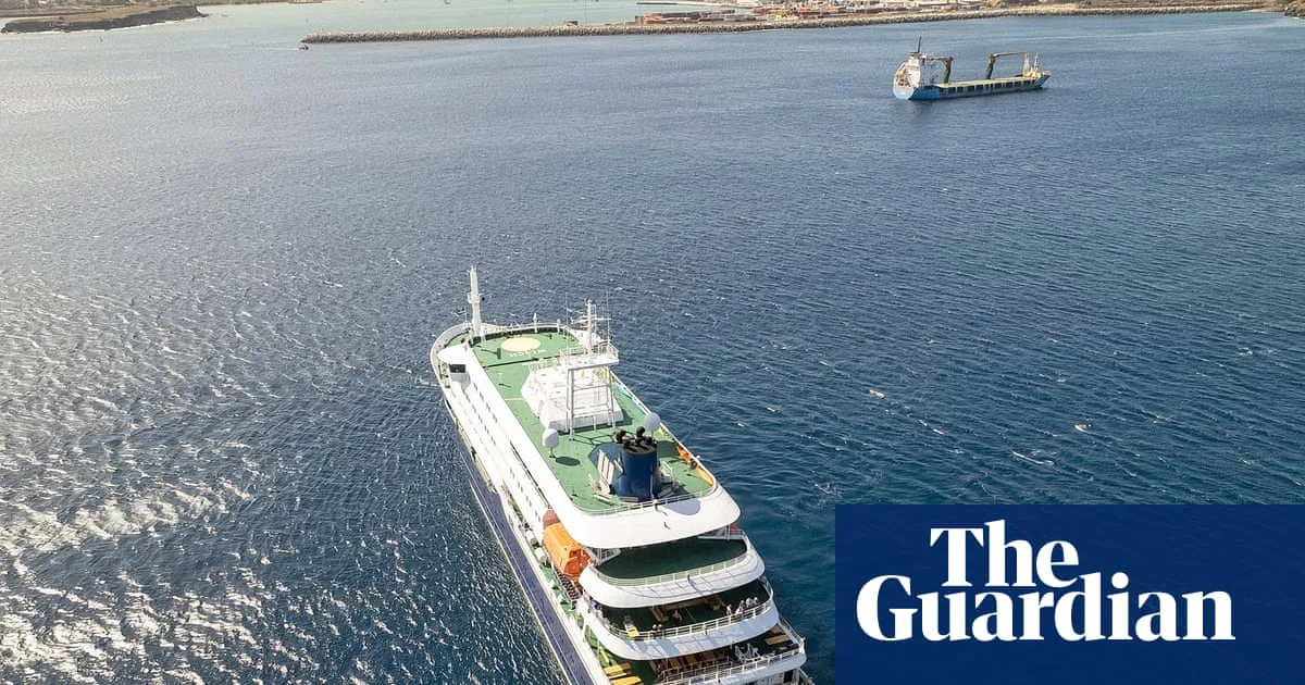 British Crew Member Requires Urgent Care as Hantavirus Hits Cruise Ship Off Cape Verde