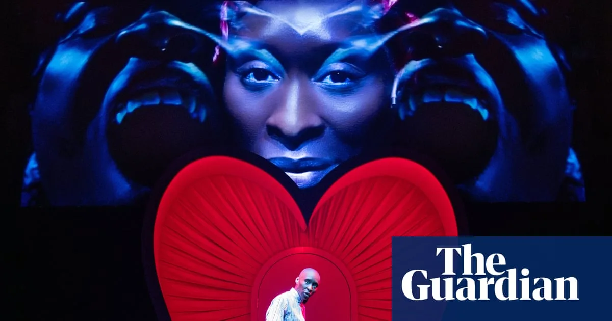 Cynthia Erivo Halts Dracula Performance After Spotting Audience Member Filming