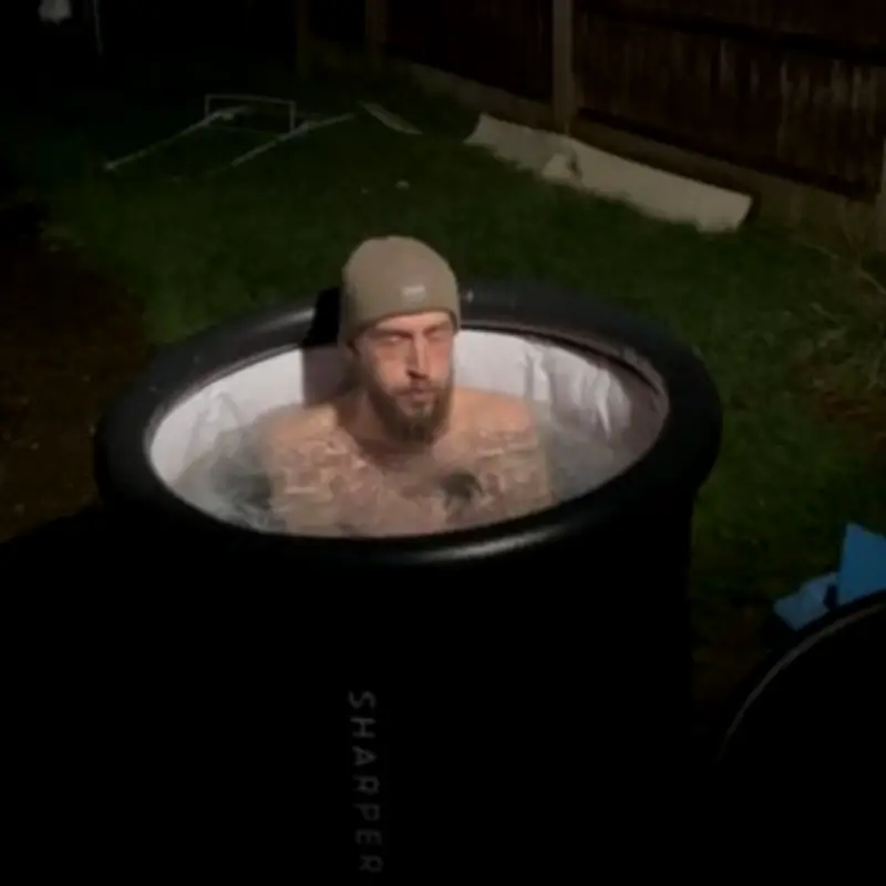 Dad's £1,500-a-week cocaine addiction cured by daily ice baths