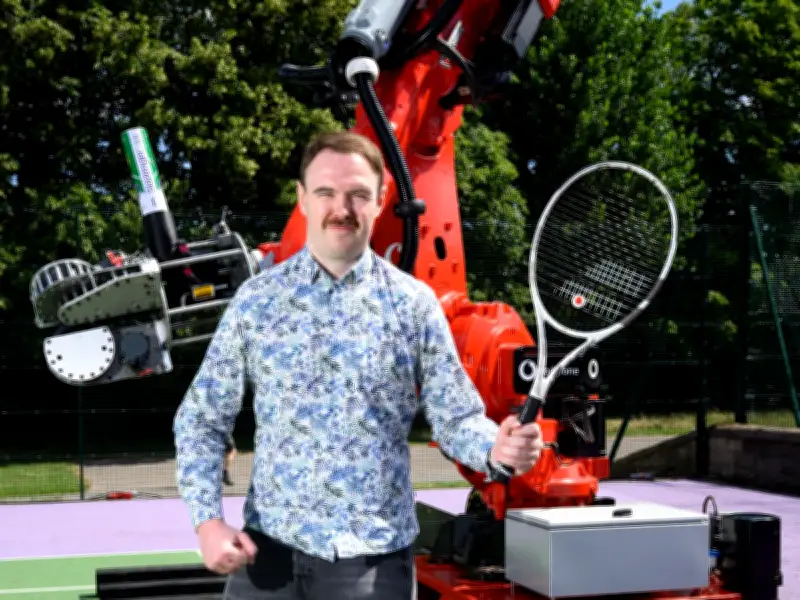 Daily Star Reporter Beats Robot Jannik Sinner Serve, Challenges Real Player