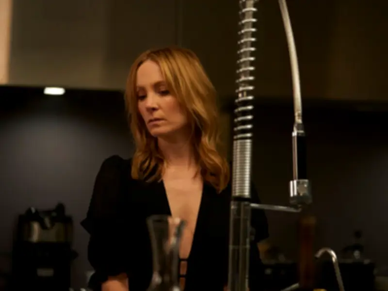 'Dark' Psychological Thriller 'Can't Stop Watching' Free on ITVX