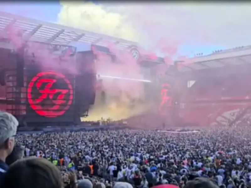 Dave Grohl Asks Four Questions at Foo Fighters' Anfield Show