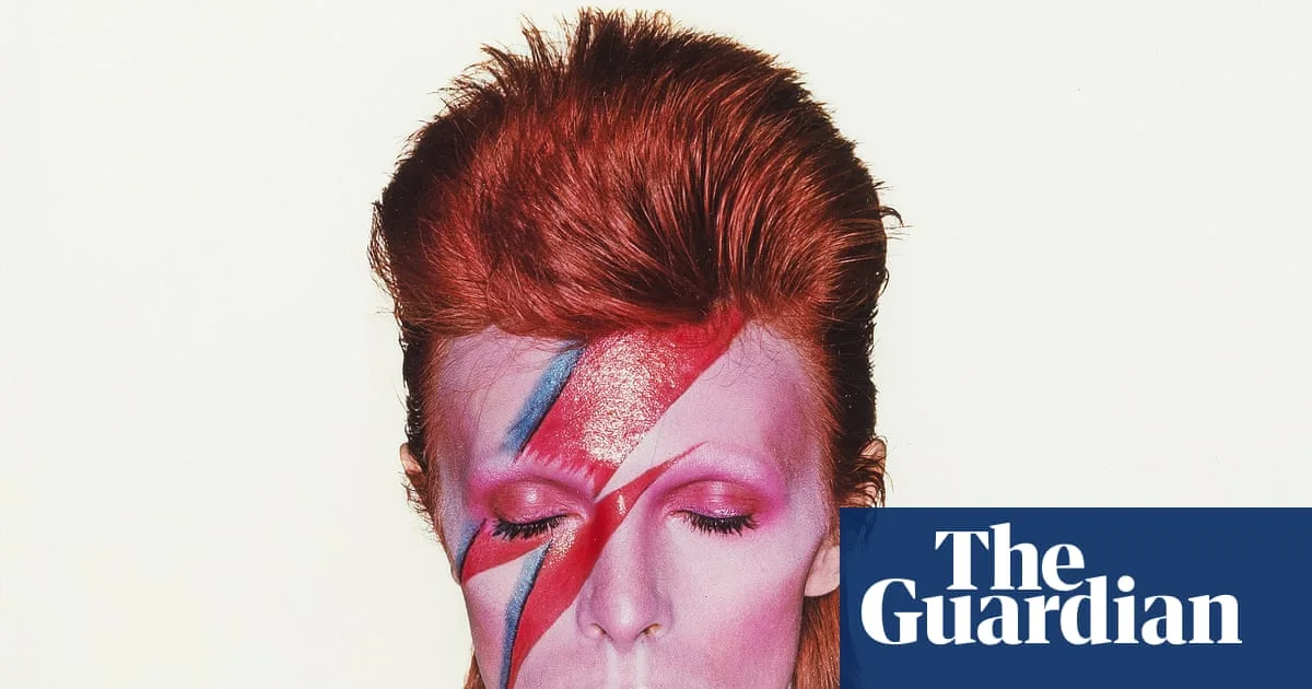 David Bowie's Aladdin Sane Artwork Could Fetch £300,000 at Auction