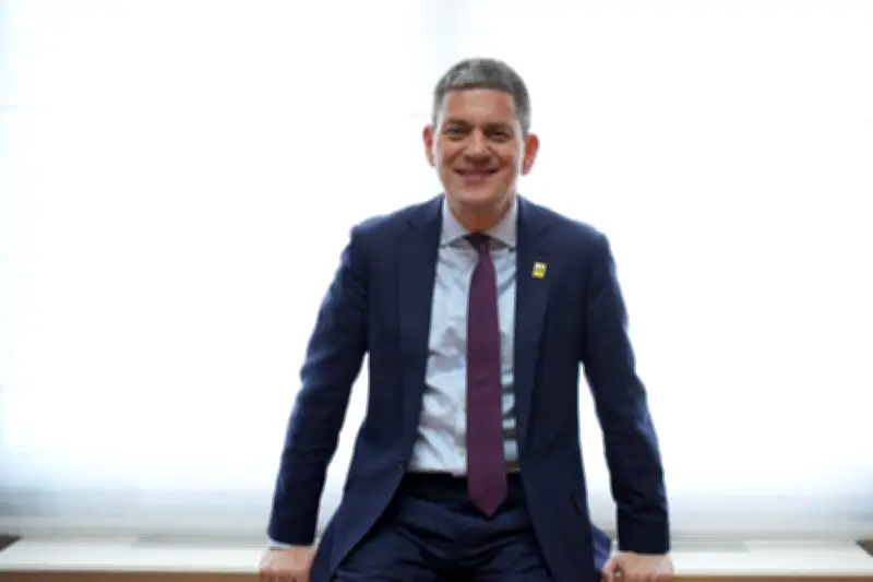 David Miliband Praises Andy Burnham's 'Openness and Energy'