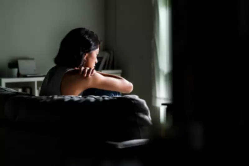 Daylight Saving Time Poses Mental Health Risks, Review Finds