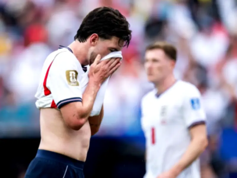 Declan Rice and Djed Spence injury scares worry England ahead of Panama clash