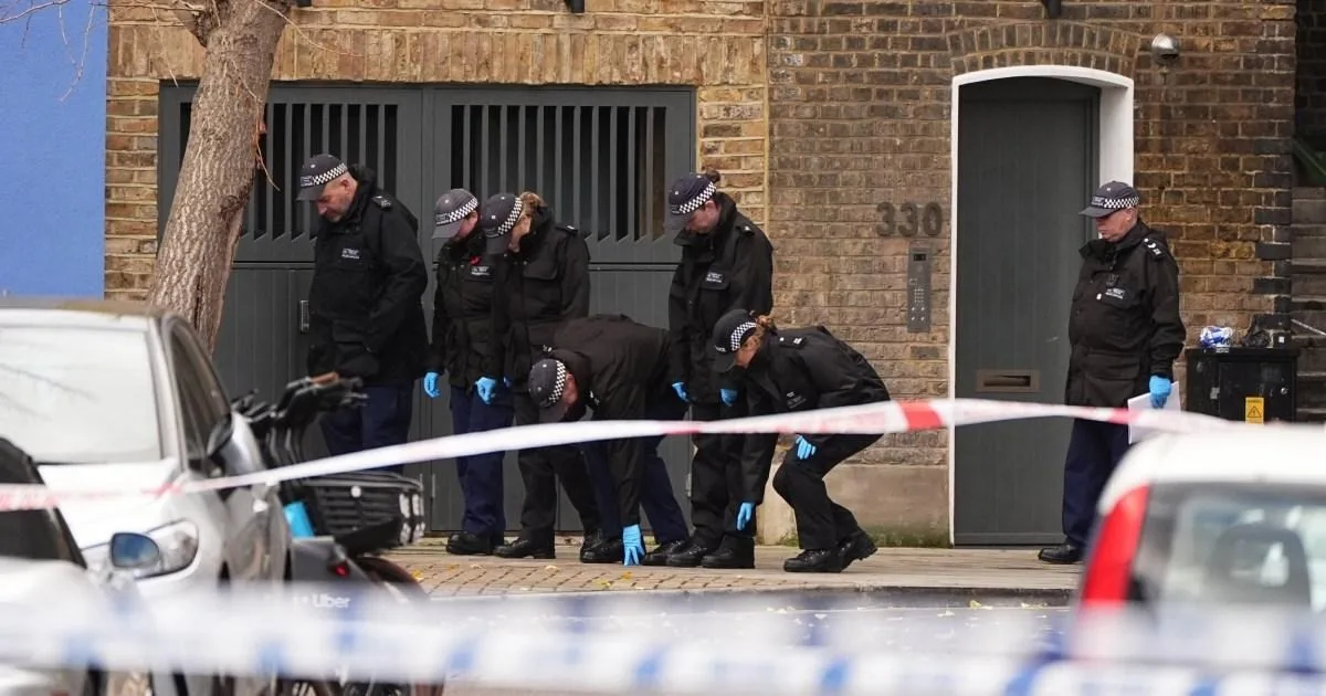 Gunman Disguised as Deliveroo Rider Shot Girl and Father in London, Court Hears