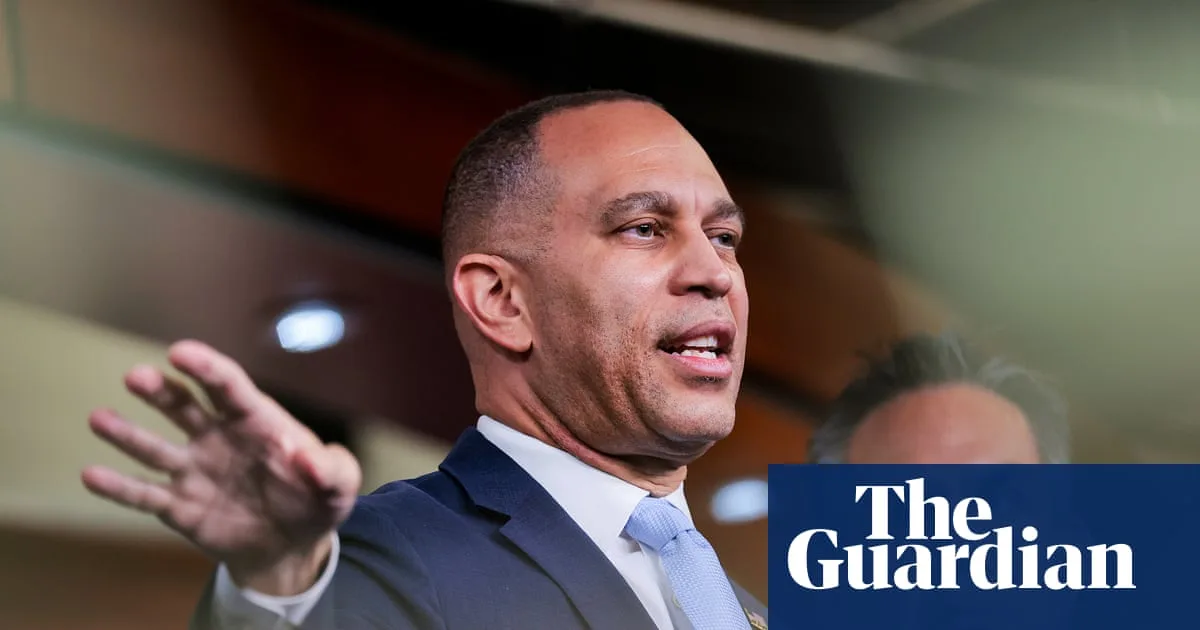 Democrats Renew Push to Curb Trump's Iran War and Invoke 25th Amendment