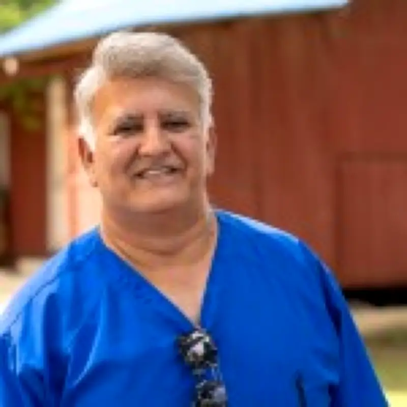 Dentist Offers Free Global Care With SmileStar Charity