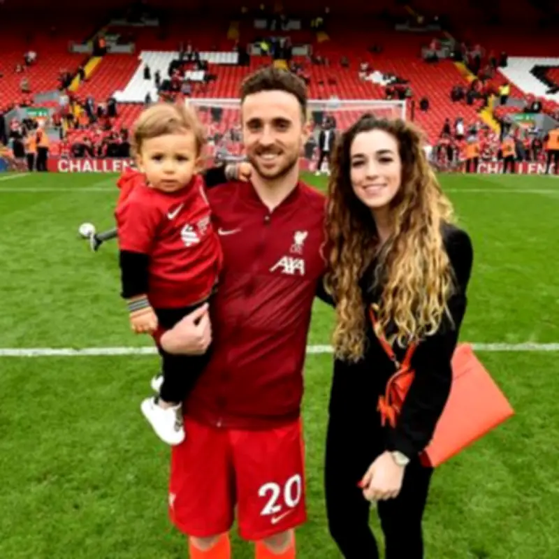 Diogo Jota's widow pens emotional letter to Scotland captain Andy Robertson