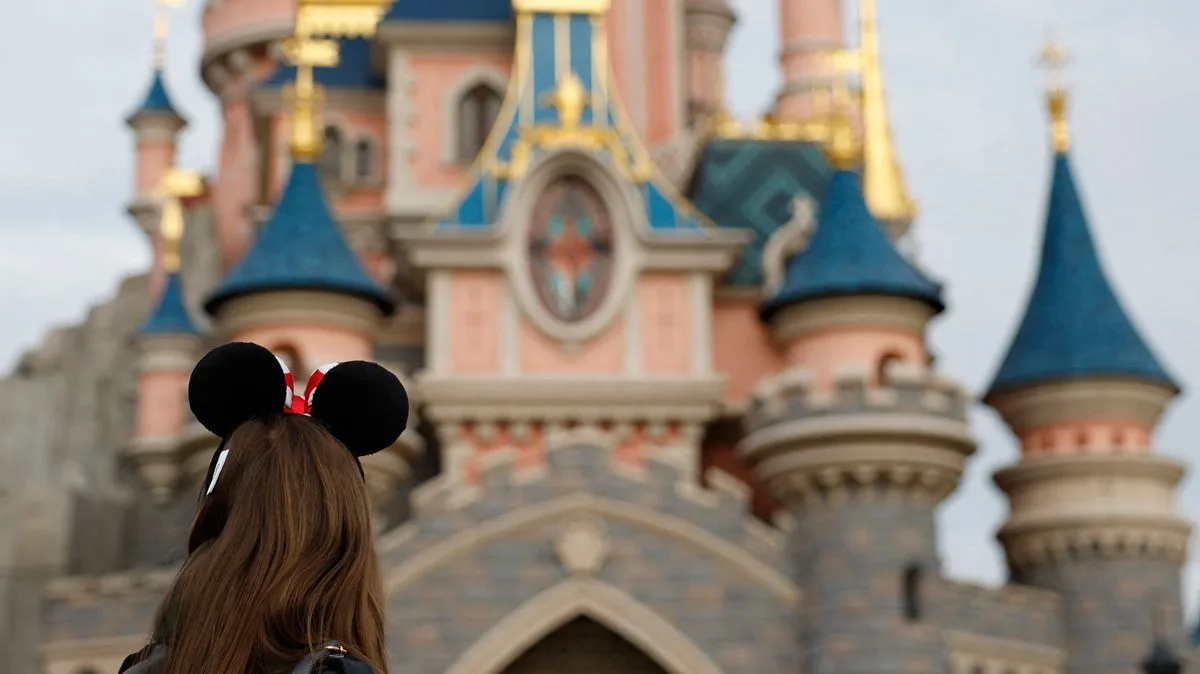 Disneyland Paris Castle Refurbishment Sparks Visitor Backlash