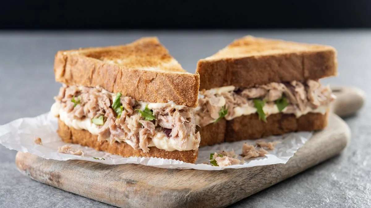Swap Mayo for Greek Yoghurt in Tuna Salad for a Healthier, Creamier Dish