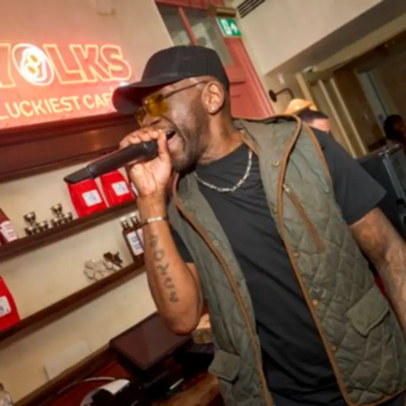 DJ Luck and MC Neat Perform Viral 90s Hit at Lotto's Luckiest Café Launch