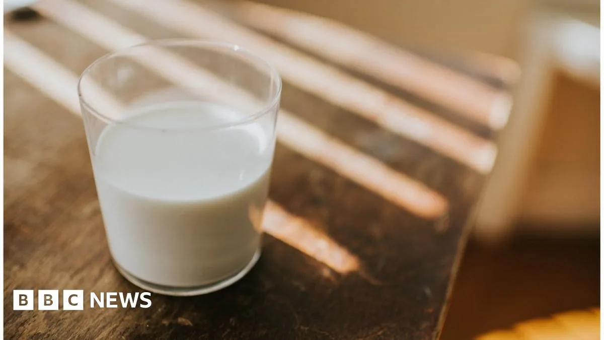 M&S Scraps Milk Use-By Dates to Reduce Waste