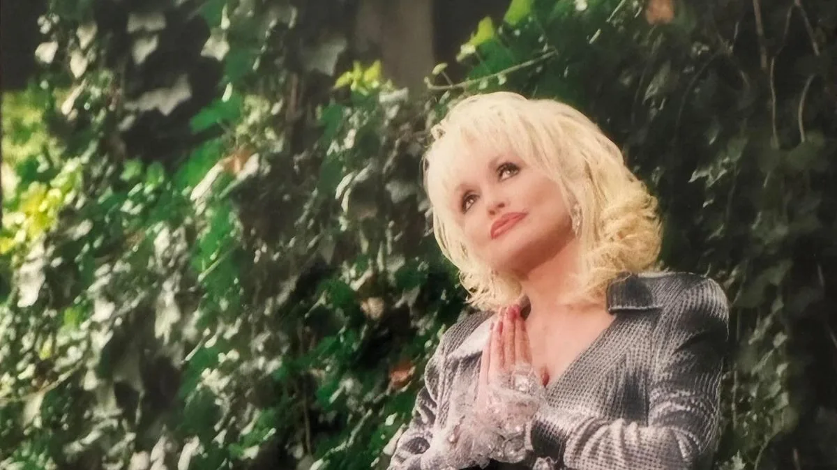 Dolly Parton Tells Fans 'I Ain't Dead Yet' After Health Scare