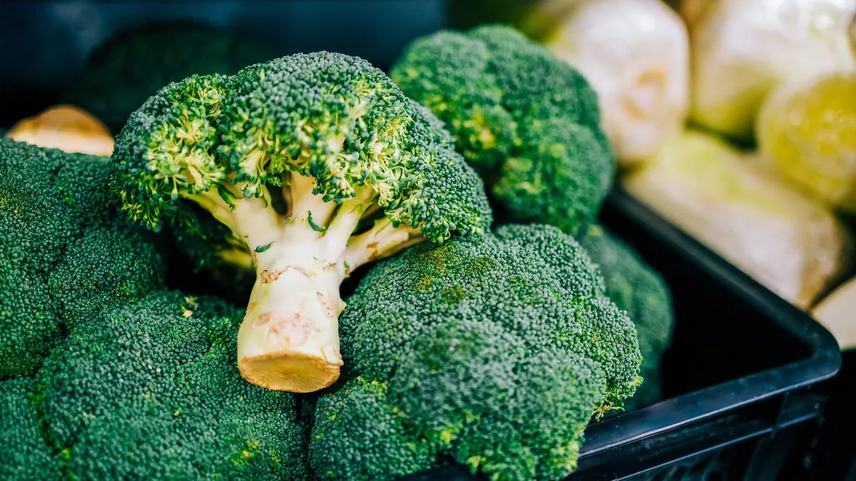 Stop Throwing Away Broccoli Stems: Chef Reveals Secret Extra Use
