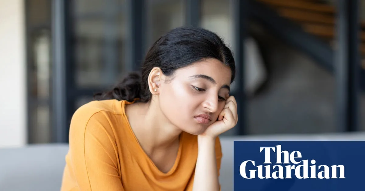 Doomjobbing: The Modern Job Hunt's Vicious Loop Explained