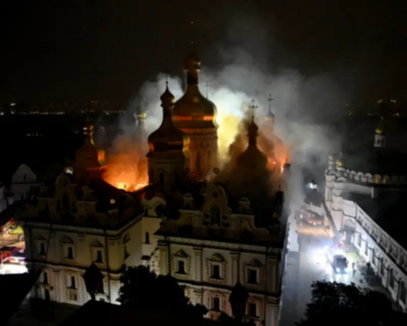 Dormition Cathedral Fire and 'Frankenwrap': Photos of the Day – Monday
