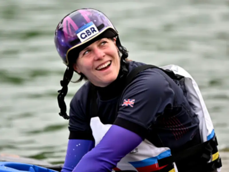 Double Olympic Medallist Paddles On in Grandmother's Memory