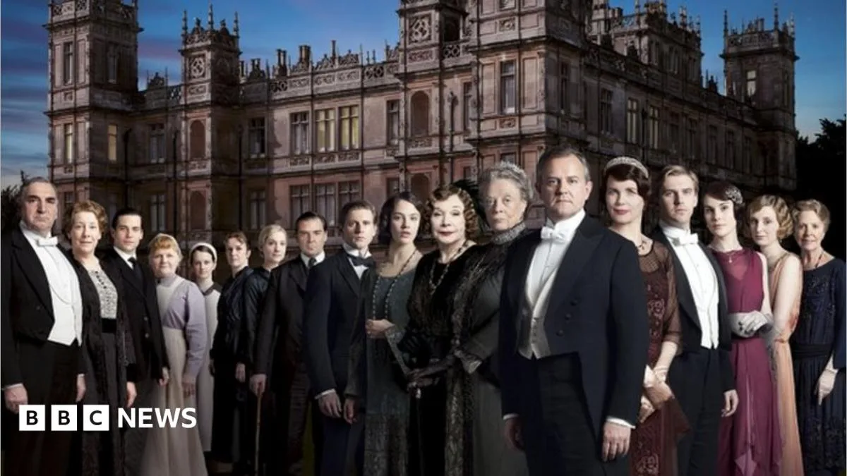 Downton Abbey Creator Hails 'Whirlwind' Success as Series Three Premieres