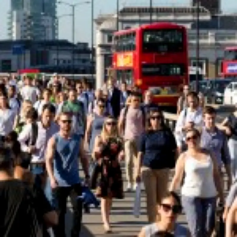 Dozens of Schools Close as UK Heatwave Hits 40°C