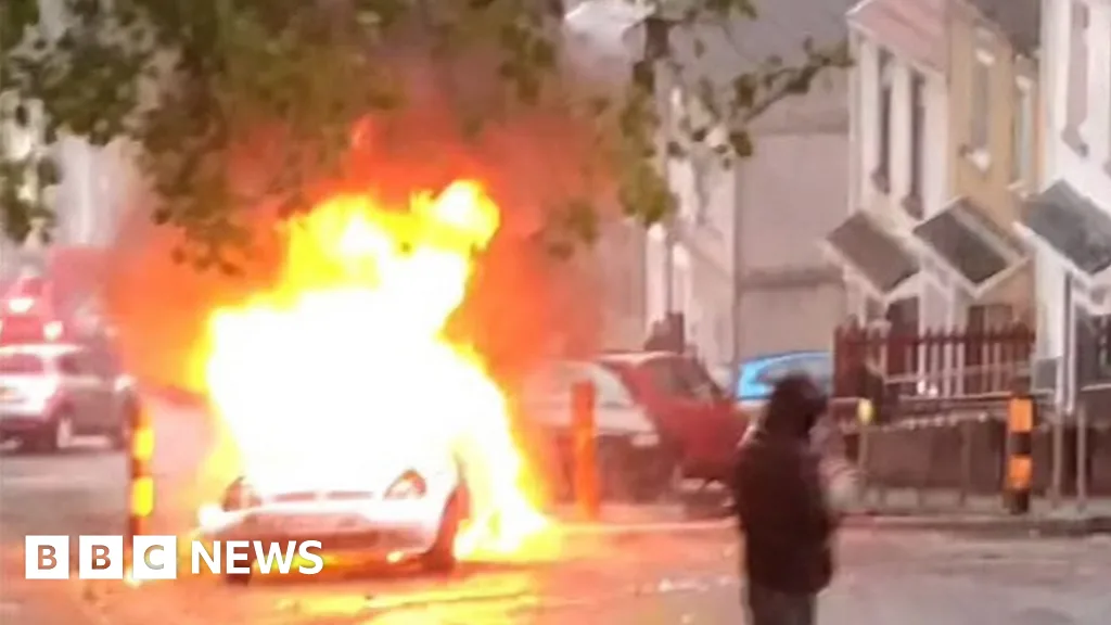 South Wales Police Criticised Over Riot Response in Mayhill