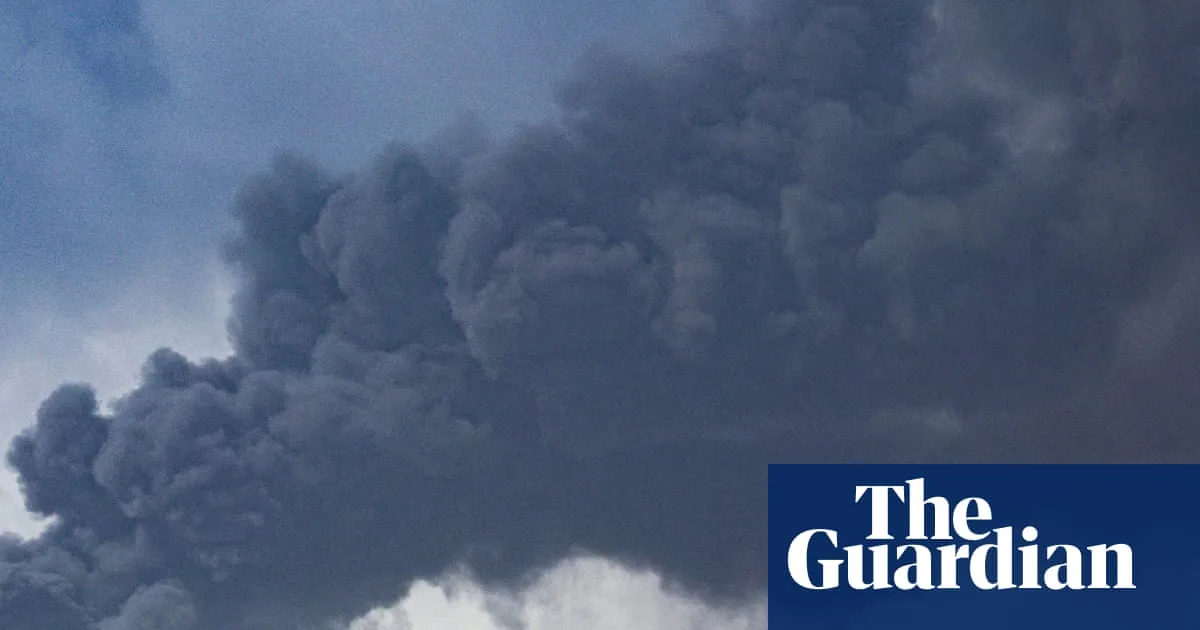 Dubai Residents Trapped as Iranian Missiles Strike Luxury City