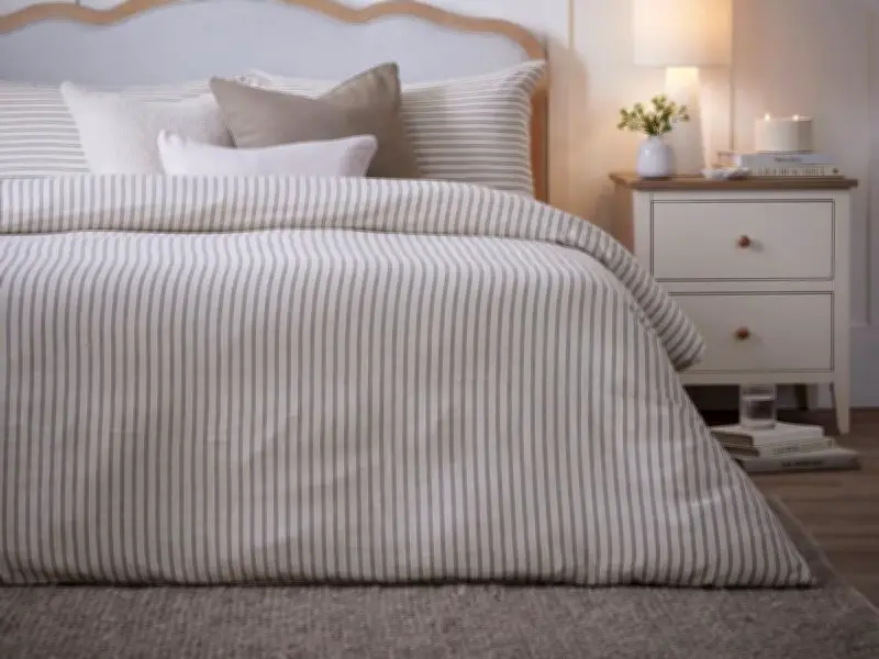 Dusk's Amalfi Bedding Set: Cool Comfort at £28.80 in Summer Sale