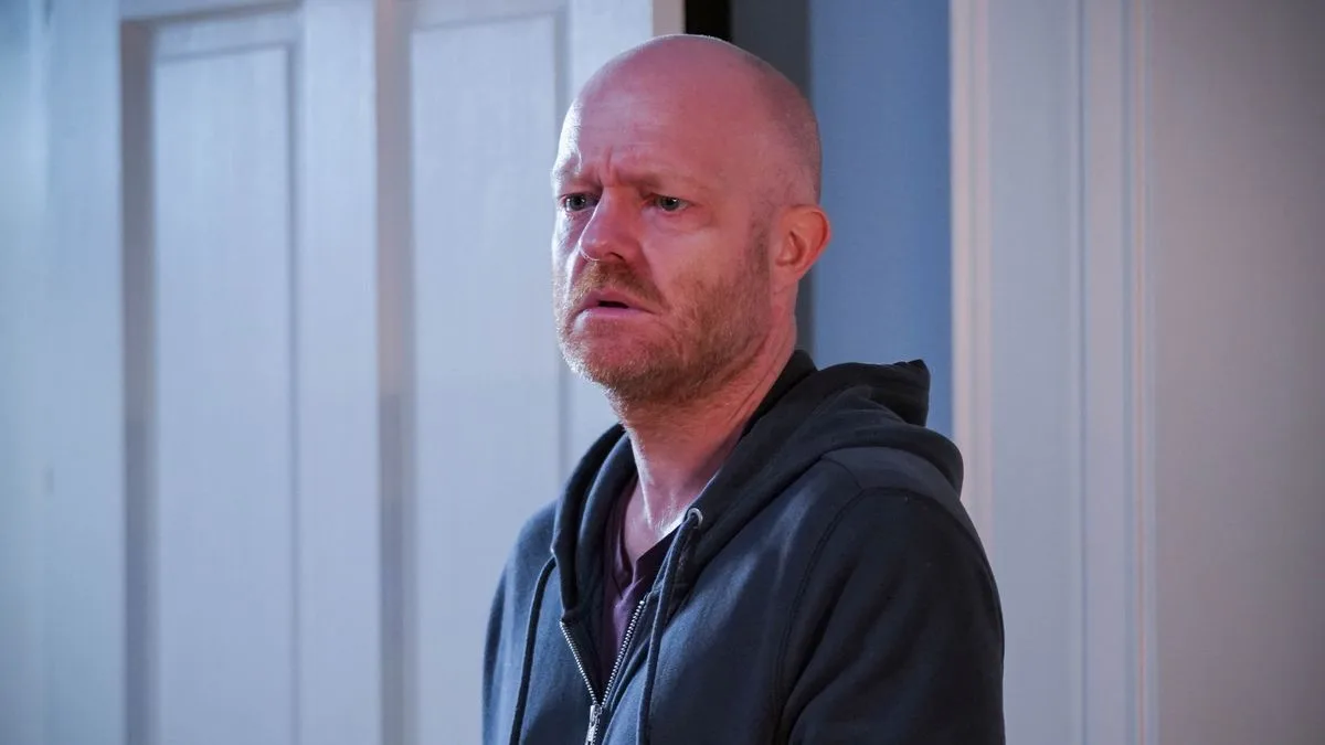 Cruel detail proves EastEnders' Max Branning is still a 'walking midlife crisis'