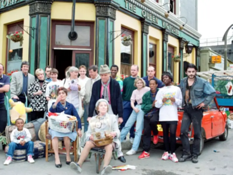 EastEnders' Mike Reid Died Penniless After Son's Murder-Suicide Tragedy