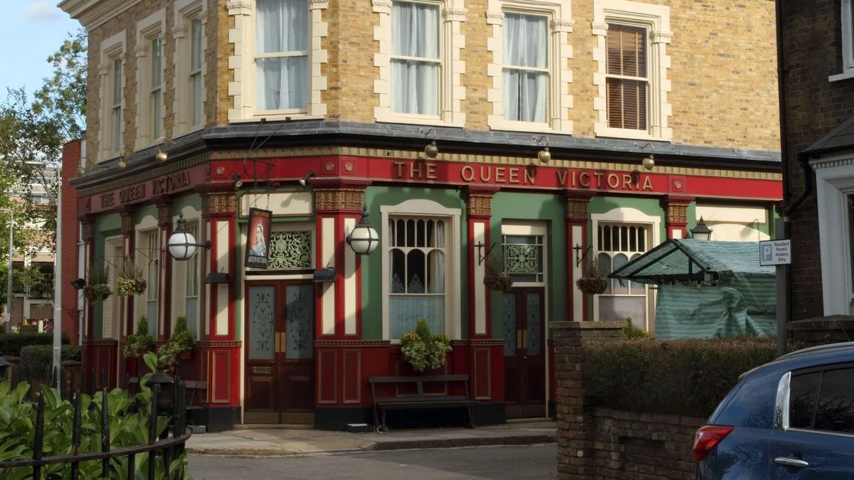 EastEnders Next Week: Four Exits, New Romances and Dean's Dark Twist