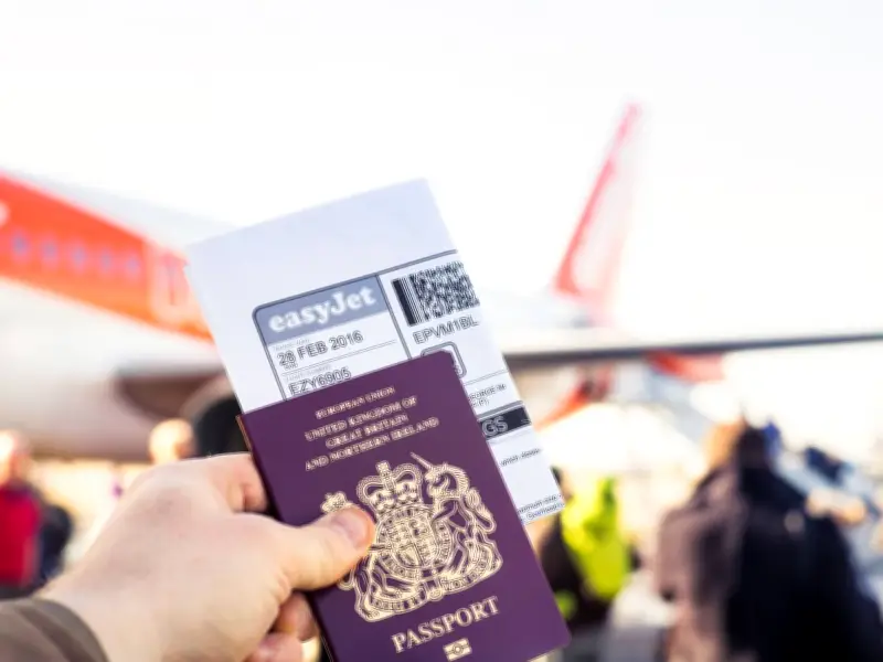 EasyJet and Ryanair Mobile Boarding Pass Rules Summer 2026