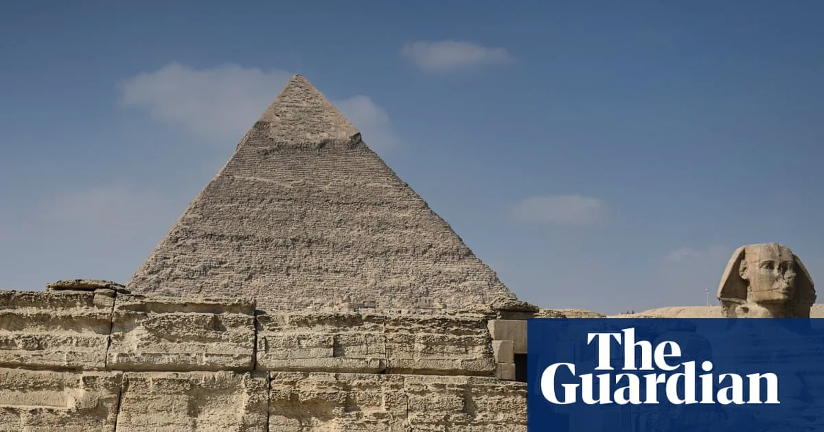 EasyJet Warns of Summer Fare Rises as Middle East Conflict Hits Bookings