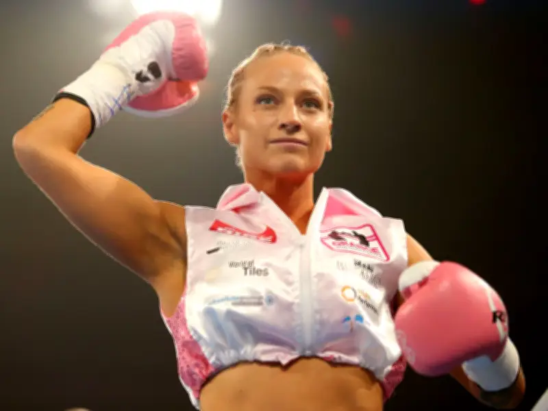 Ebanie Bridges on Weigh-In Rivals: They Have to Be More Creative