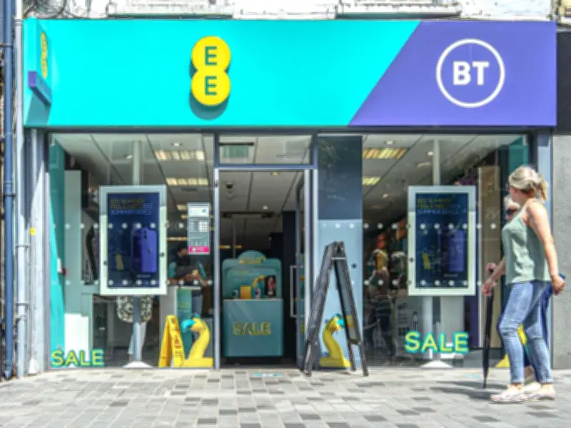 EE customers warned over fake £4.27 payment reminder scam email