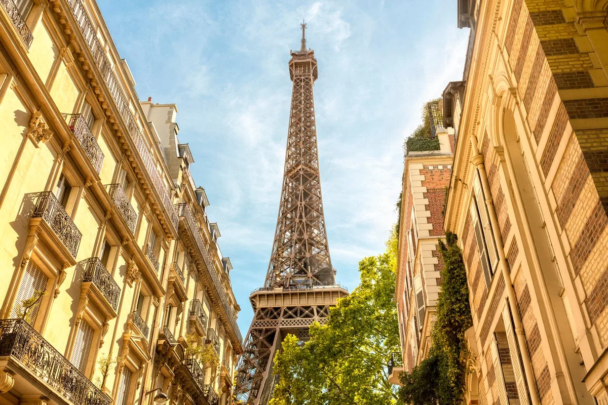 Eiffel Tower Grows Taller In Summer Heat