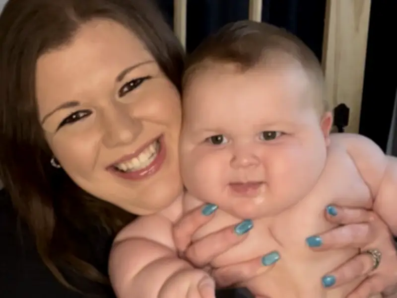 Eight-month-old baby wears five-year-old clothes due to rapid growth