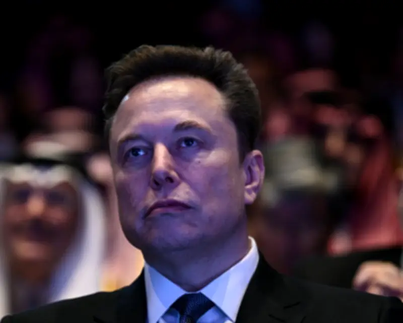 Elon Musk Becomes World's First Trillionaire After SpaceX IPO