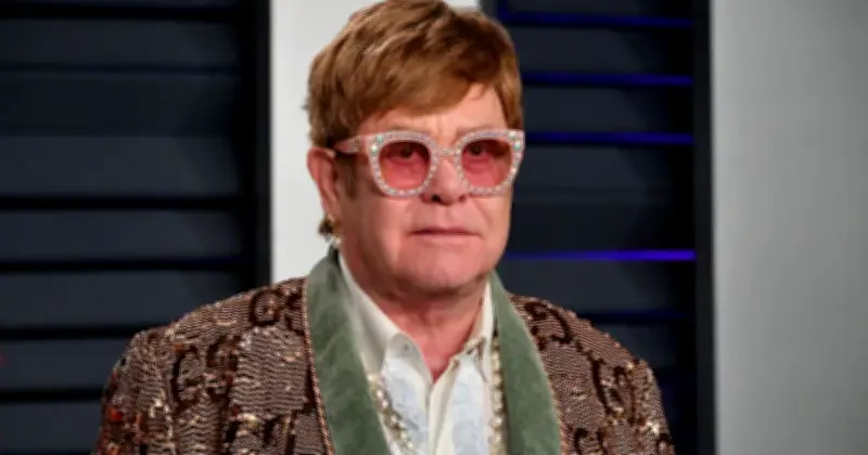 Elton John Mourns David Hockney in Heartfelt Tribute After Artist Dies at 88