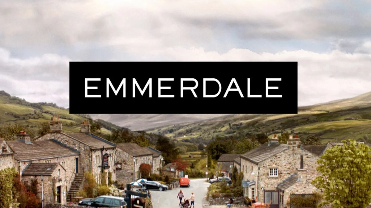 Emmerdale Star Dean Andrews Undergoes Eye Surgery