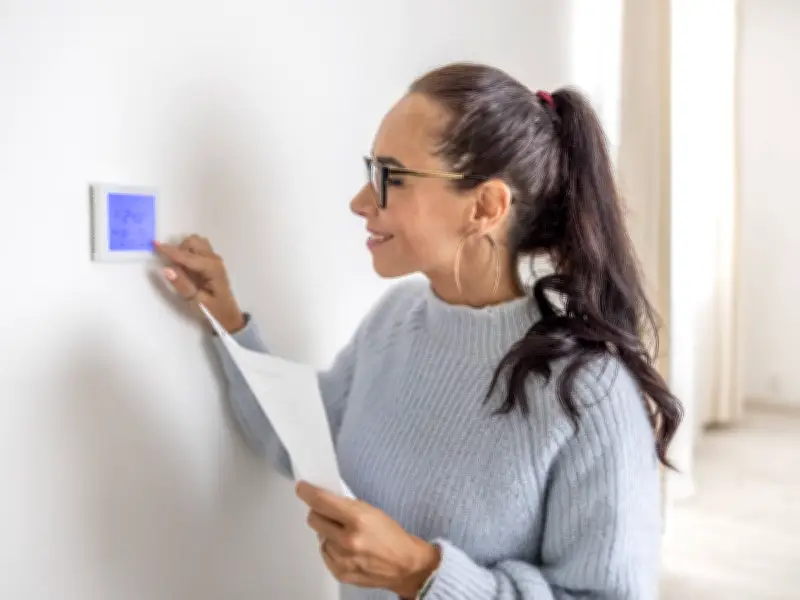 Energy customers given 'one-hour switch-off' rule: Octopus offers cash rewards