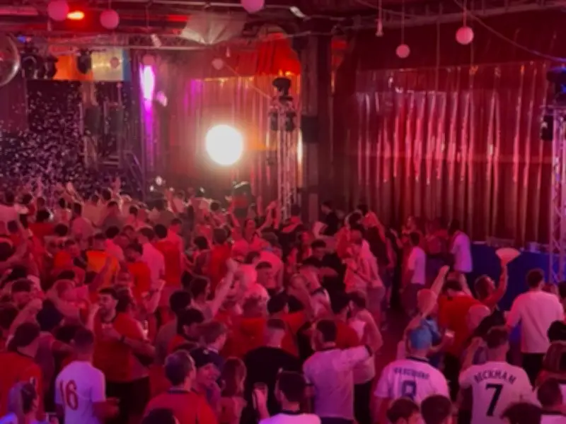 England Fans in Manchester Roar as Three Lions Top World Cup Group