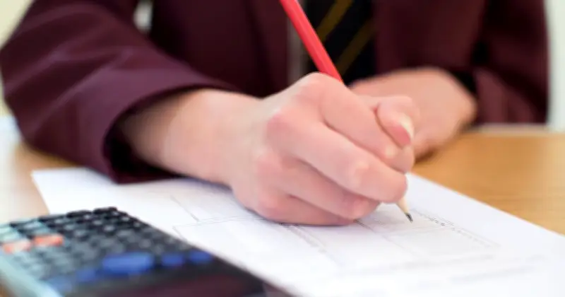 England Schools Phone Ban Law Takes Effect Monday June 29