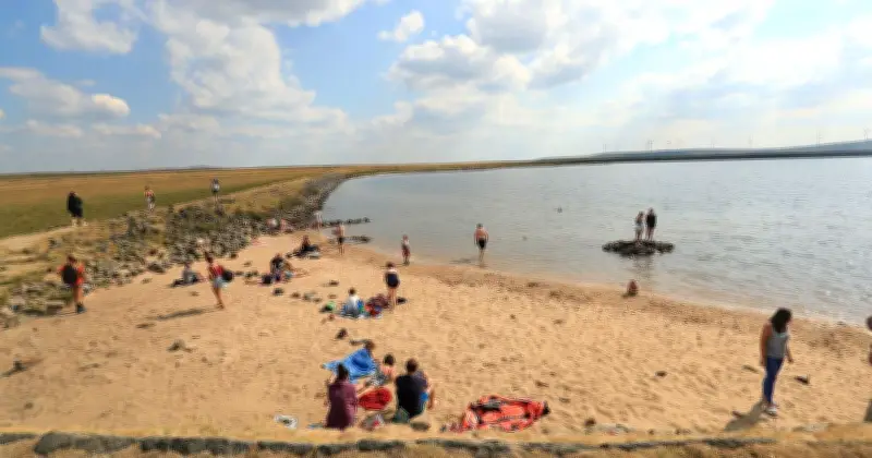 England's Highest Beach Is Nowhere Near the Sea, Tourists Flock There